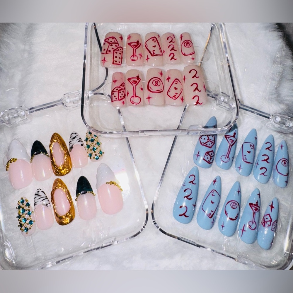 Gel X customizable nails with glue